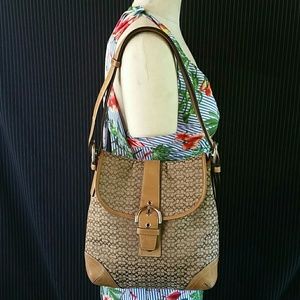 Coach Shoulder Bag EXCELLENT CONDITION